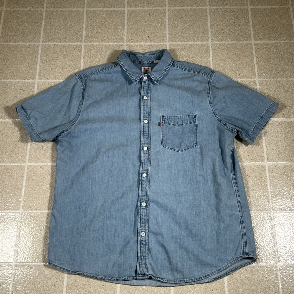 Levi's Men's XL Denim Vintage Short Sleeve Button Down Cotton Red Tab Western